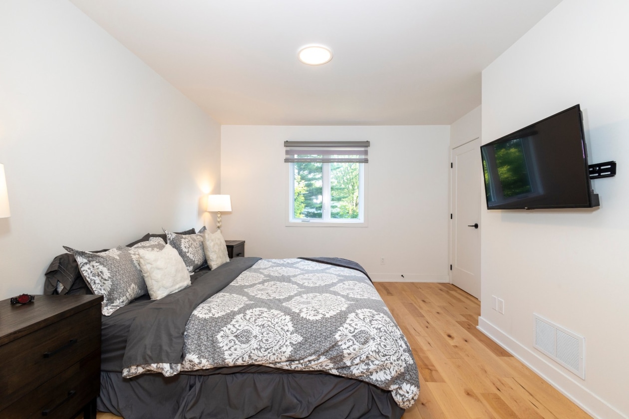 Chambre à coucher principale — 30, Rue Dupont O., Châteauguay, J6J1G2, Châteauguay