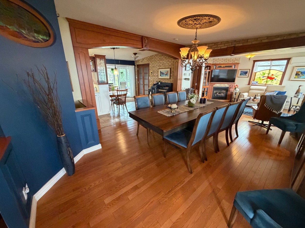 Salle à manger — 344, Rue Racine-sur-le-Lac, Dolbeau-Mistassini, G8L5V2, Dolbeau-Mistassini