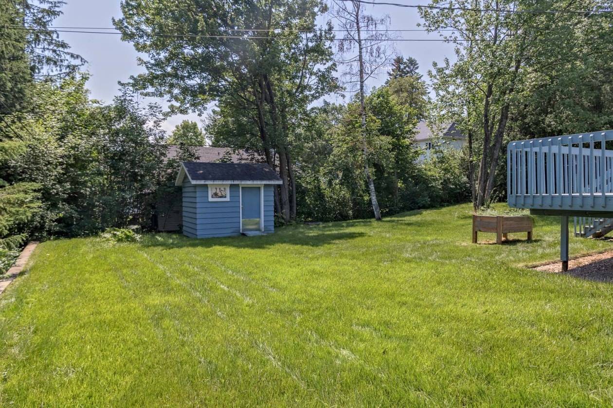 Cour — 4307, Rue Boisbrillant, Québec (Sainte-Foy/Sillery/Cap-Rouge), G1Y2M6, Québec (Sainte-Foy/Sillery/Cap-Rouge)