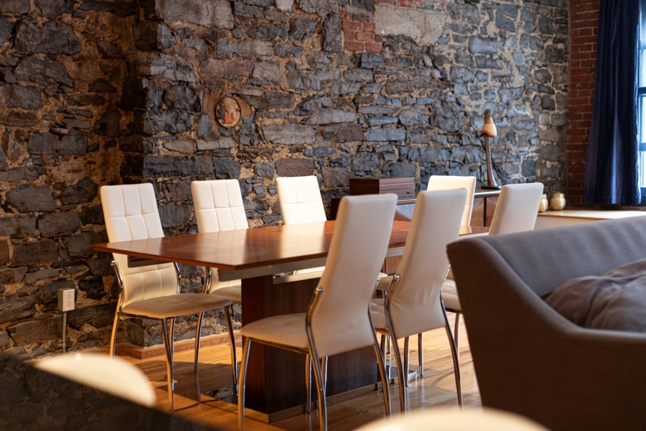 Salle à manger — 361, Place D'Youville, 34, Montréal (Ville-Marie), H2Y2B7, Montréal (Ville-Marie)