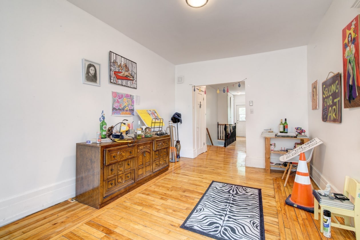 Salon — 4364 - 4368, Av. De Lorimier, Montréal (Le Plateau-Mont-Royal), H2H2B2, Montréal (Le Plateau-Mont-Royal)
