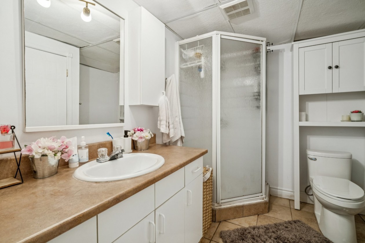 Salle de bains — 375, Rue St-Laurent, Saint-Jean-sur-Richelieu, J3B1H1, Saint-Jean-sur-Richelieu