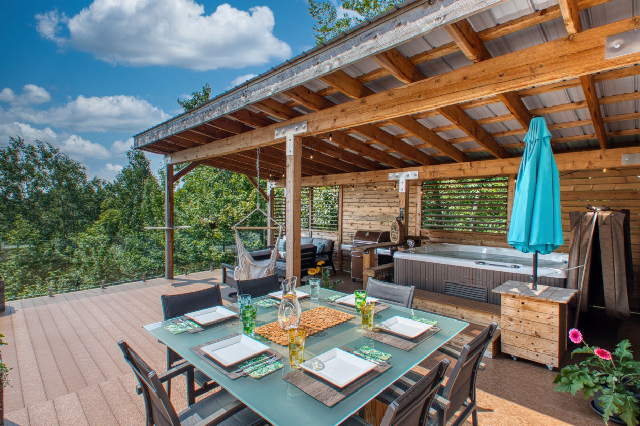 Balcon — 16, Rue des Saules, Austin, J0B1B0, Austin