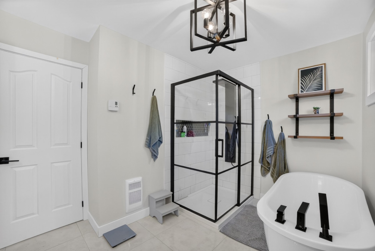 Salle de bains — 215, Rue du Magor, Sherbrooke (Brompton/Rock Forest/Saint-Élie/Deauville), J1N4A2, Sherbrooke (Brompton/Rock Forest/Saint-Élie/Deauville)