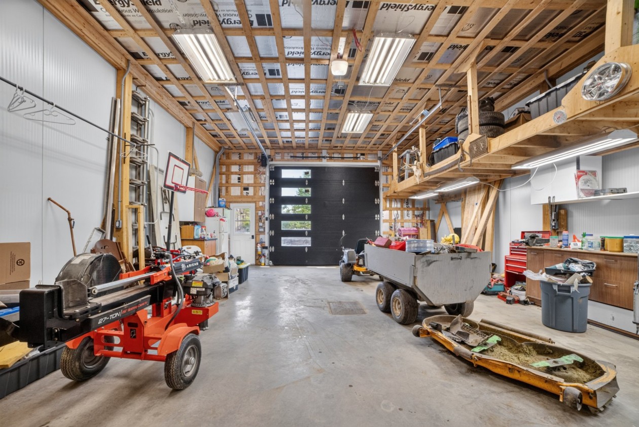 Garage — 215, Rue du Magor, Sherbrooke (Brompton/Rock Forest/Saint-Élie/Deauville), J1N4A2, Sherbrooke (Brompton/Rock Forest/Saint-Élie/Deauville)