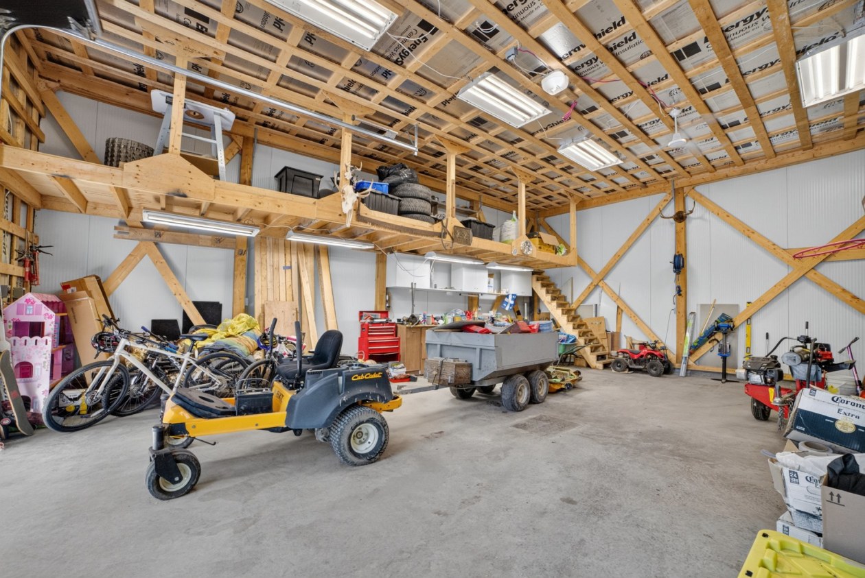 Garage — 215, Rue du Magor, Sherbrooke (Brompton/Rock Forest/Saint-Élie/Deauville), J1N4A2, Sherbrooke (Brompton/Rock Forest/Saint-Élie/Deauville)
