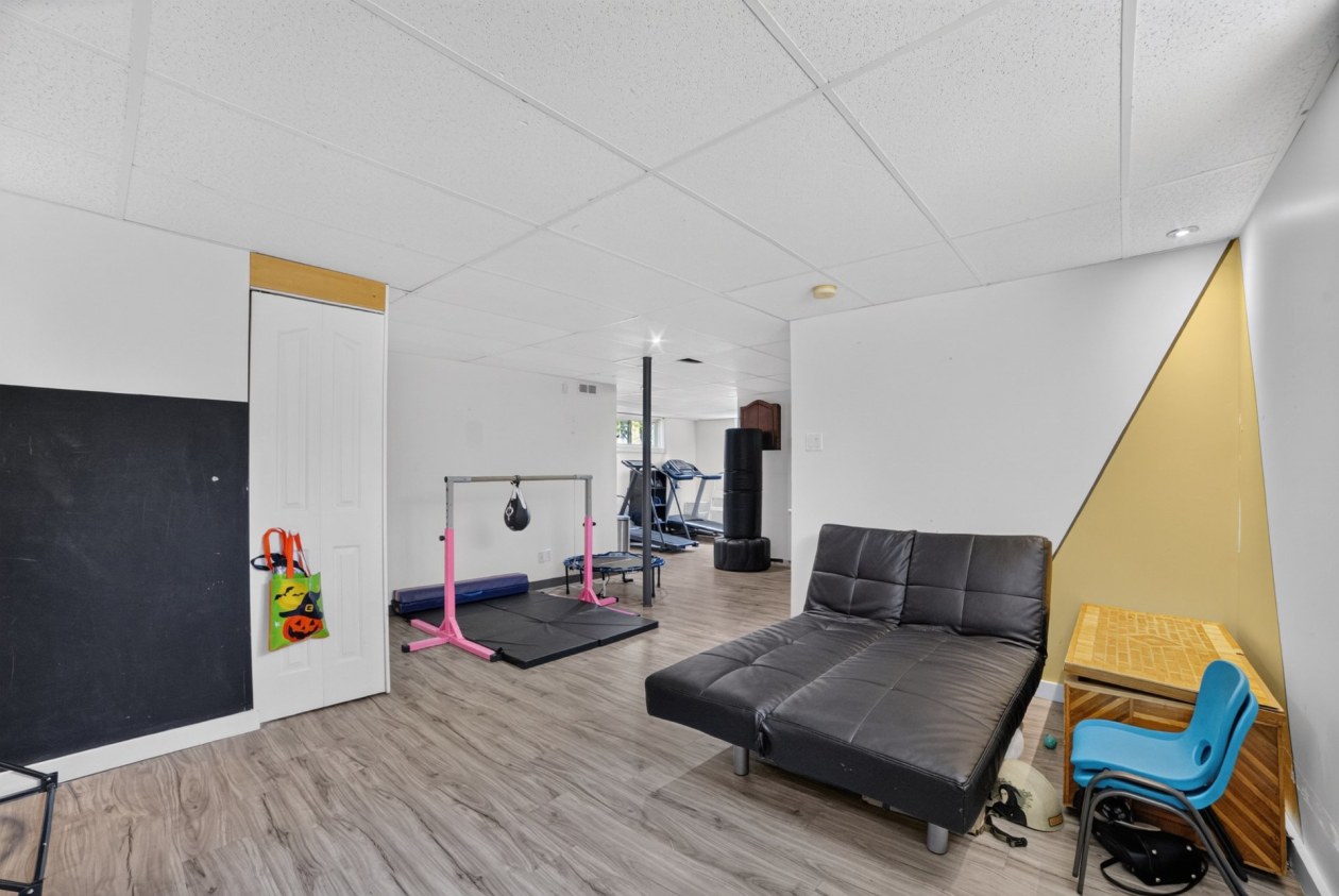 Salle familiale — 215, Rue du Magor, Sherbrooke (Brompton/Rock Forest/Saint-Élie/Deauville), J1N4A2, Sherbrooke (Brompton/Rock Forest/Saint-Élie/Deauville)