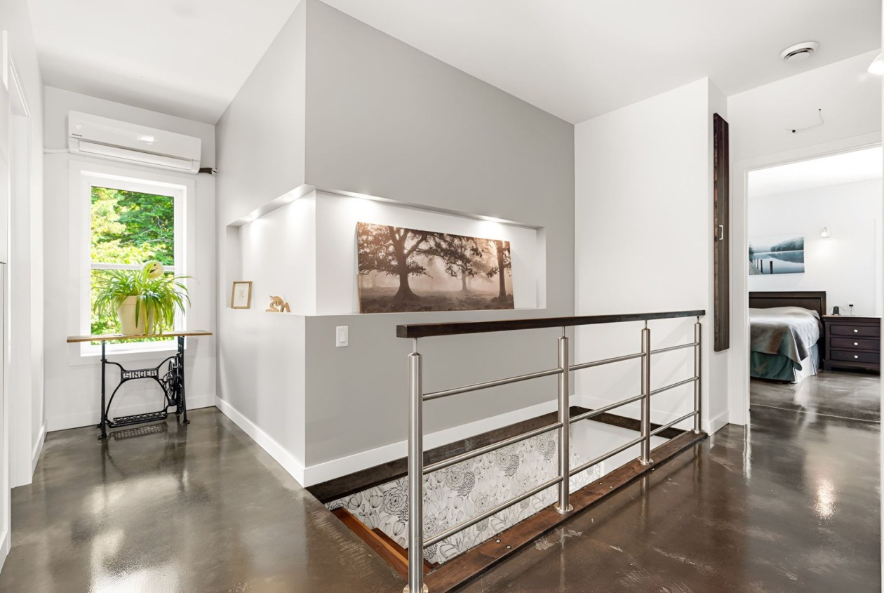 Escalier — 272, Ch. de Wexford, Shannon, G3S0Z4, Shannon