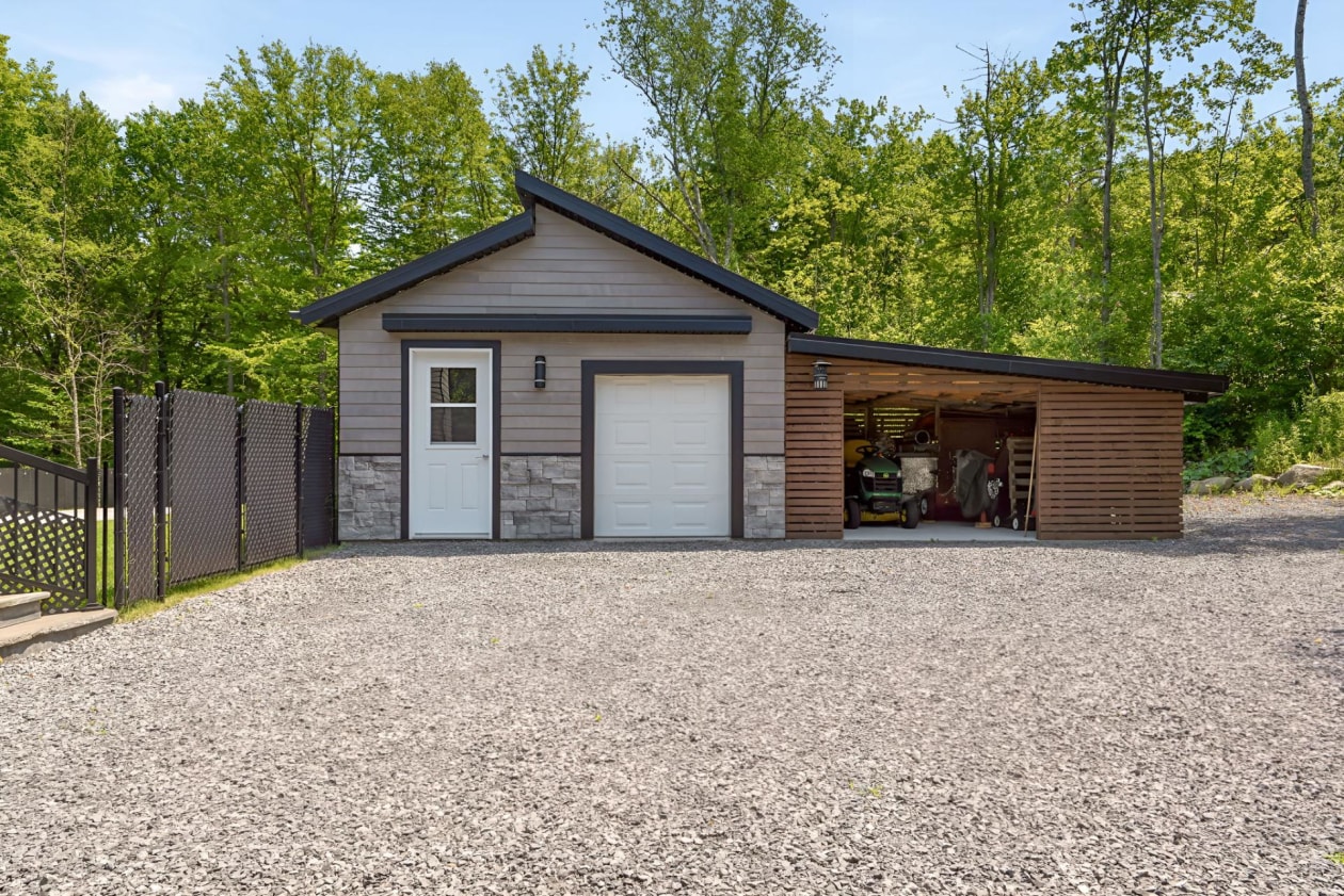 Remise — 272, Ch. de Wexford, Shannon, G3S0Z4, Shannon