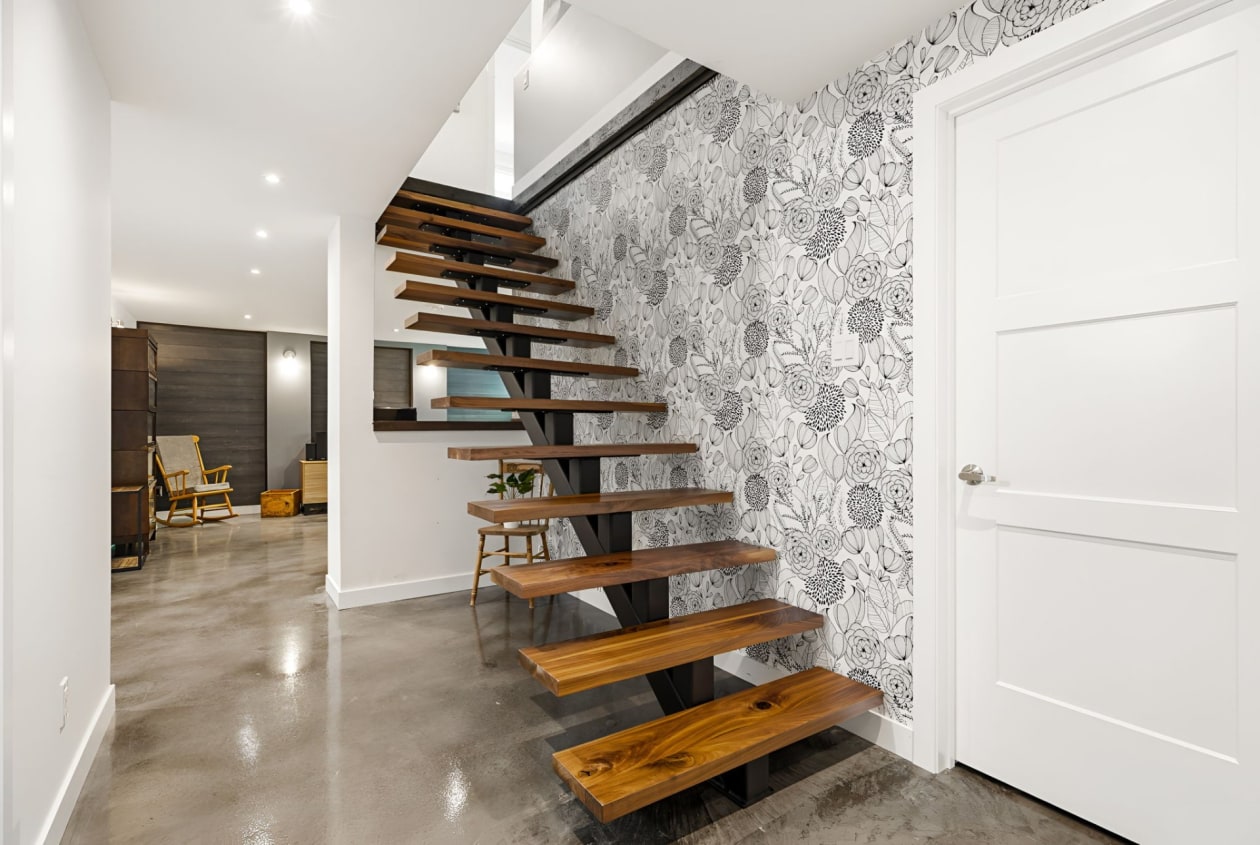 Escalier — 272, Ch. de Wexford, Shannon, G3S0Z4, Shannon