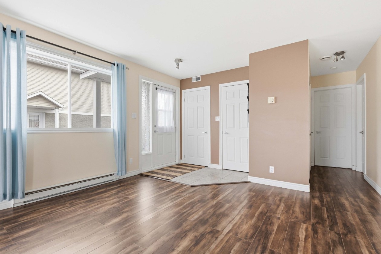 Salle à manger — 777, Rue Luc-Lacourcière, Lévis (Desjardins), G6C1R2, Lévis (Desjardins)