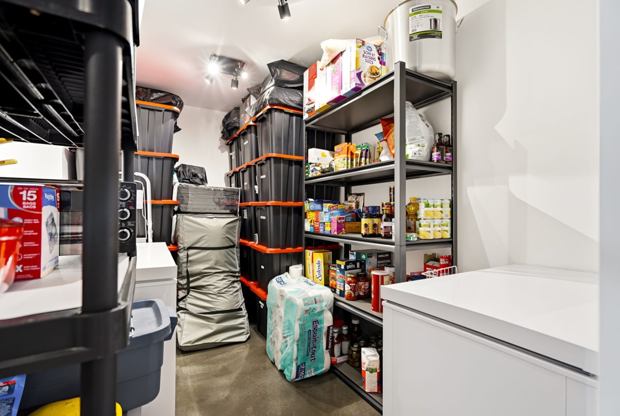 Rangement — 272, Ch. de Wexford, Shannon, G3S0Z4, Shannon