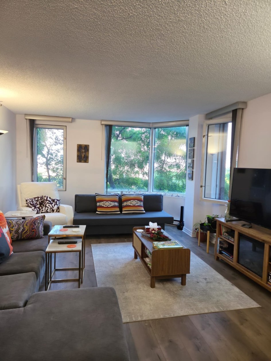 1050, Av. Amesbury — photo 1