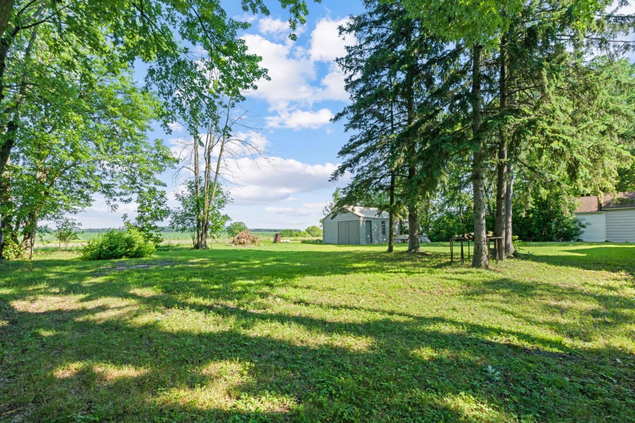 Cour — 309, Ch. du Richelieu, Saint-Basile-le-Grand, J3N1M4, Saint-Basile-le-Grand