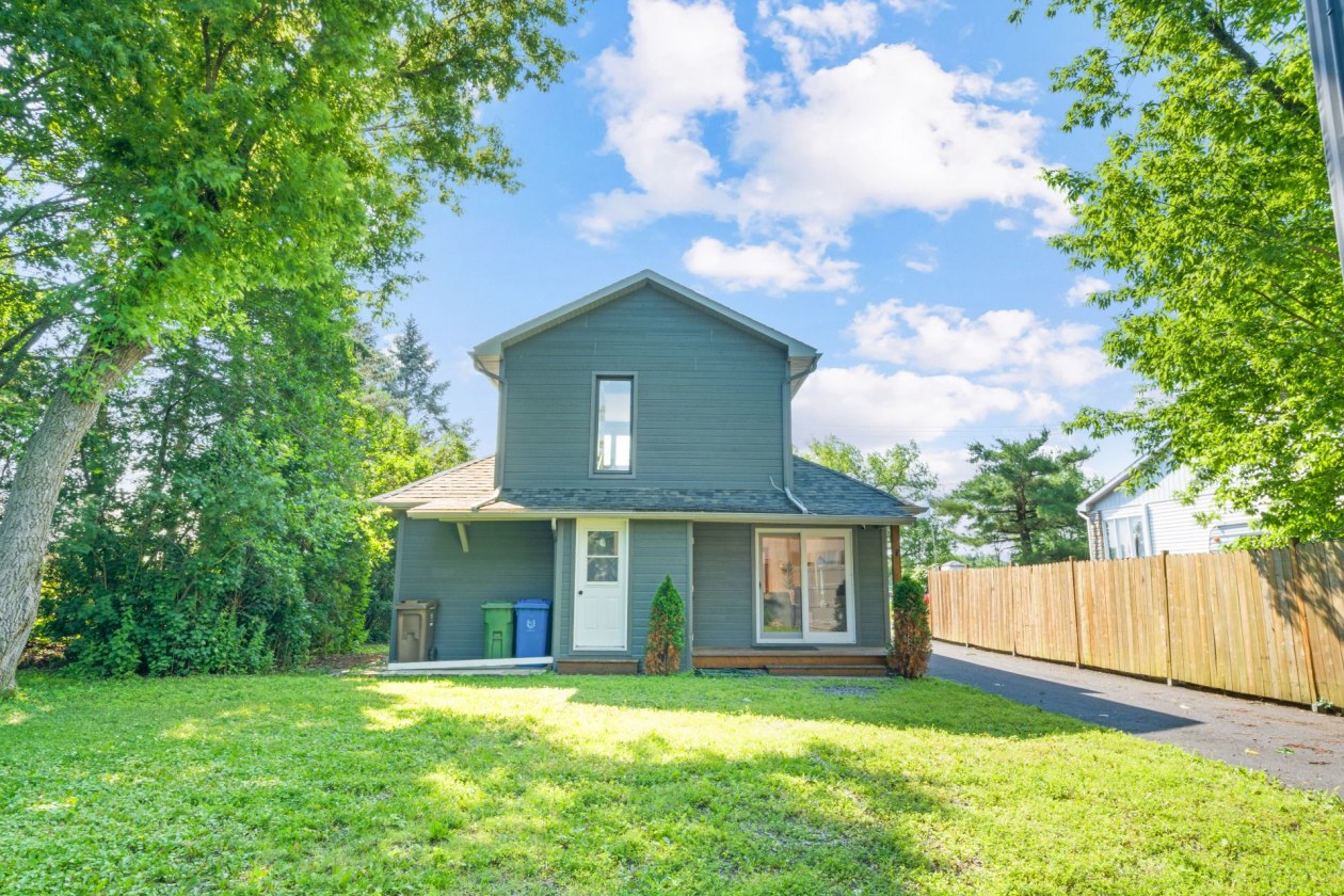 Cour — 309, Ch. du Richelieu, Saint-Basile-le-Grand, J3N1M4, Saint-Basile-le-Grand