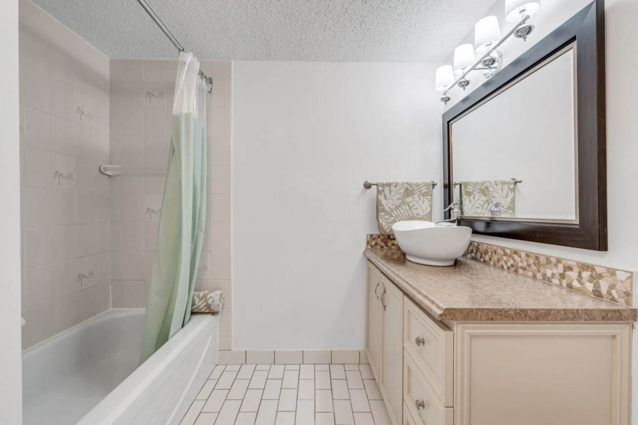 Salle de bains — 3460, Rue Vautelet, 203, Québec (Sainte-Foy/Sillery/Cap-Rouge), G1W4V8, Québec (Sainte-Foy/Sillery/Cap-Rouge)