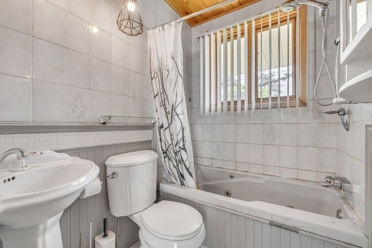 Salle de bains — 6137, Rue des Faons, Québec (Charlesbourg ), G1G1H9, Québec (Charlesbourg )
