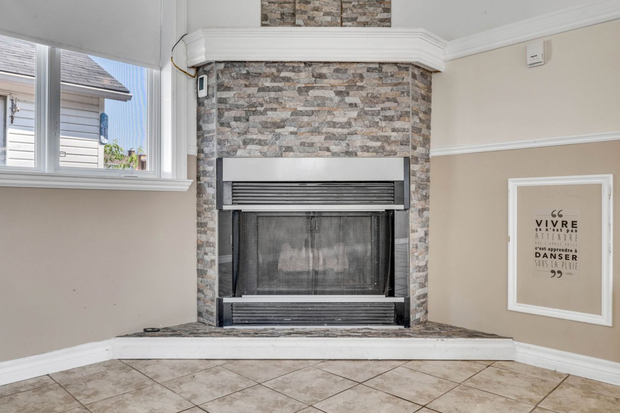 Salle familiale — 6137, Rue des Faons, Québec (Charlesbourg ), G1G1H9, Québec (Charlesbourg )