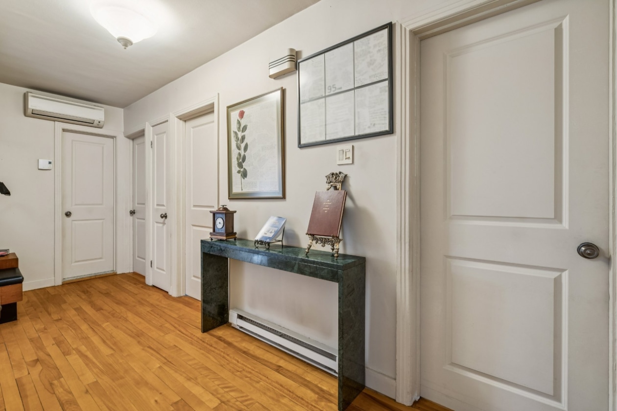 Hall d'entrée — 1815 - 1817, Rue Cardinal, Montréal (Le Sud-Ouest), H4E1N3, Montréal (Le Sud-Ouest)