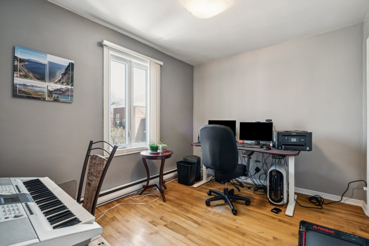 Chambre à coucher — 1815 - 1817, Rue Cardinal, Montréal (Le Sud-Ouest), H4E1N3, Montréal (Le Sud-Ouest)