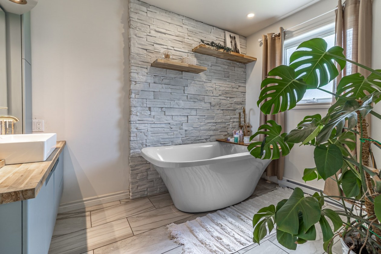Salle de bains — 24, Rue des Cèdres, Saint-Gabriel-de-Rimouski, G0K1M0, Saint-Gabriel-de-Rimouski