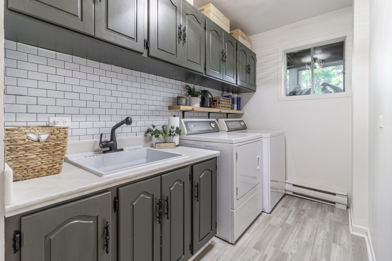 Salle de lavage — 24, Rue des Cèdres, Saint-Gabriel-de-Rimouski, G0K1M0, Saint-Gabriel-de-Rimouski