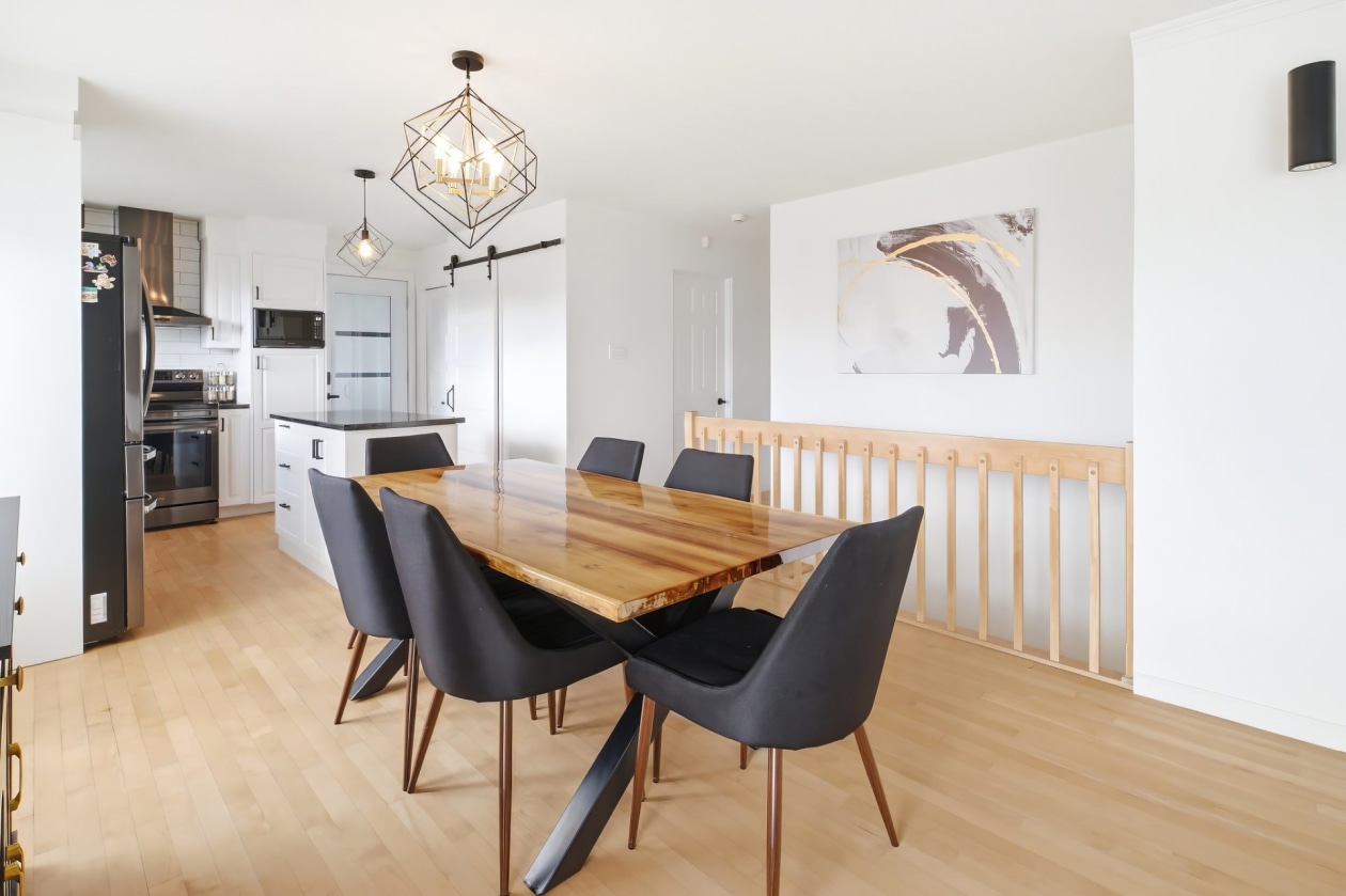 Salle à manger — 3965, Rue Picasso, Saguenay (Jonquière), G7Z1J6, Saguenay (Jonquière)