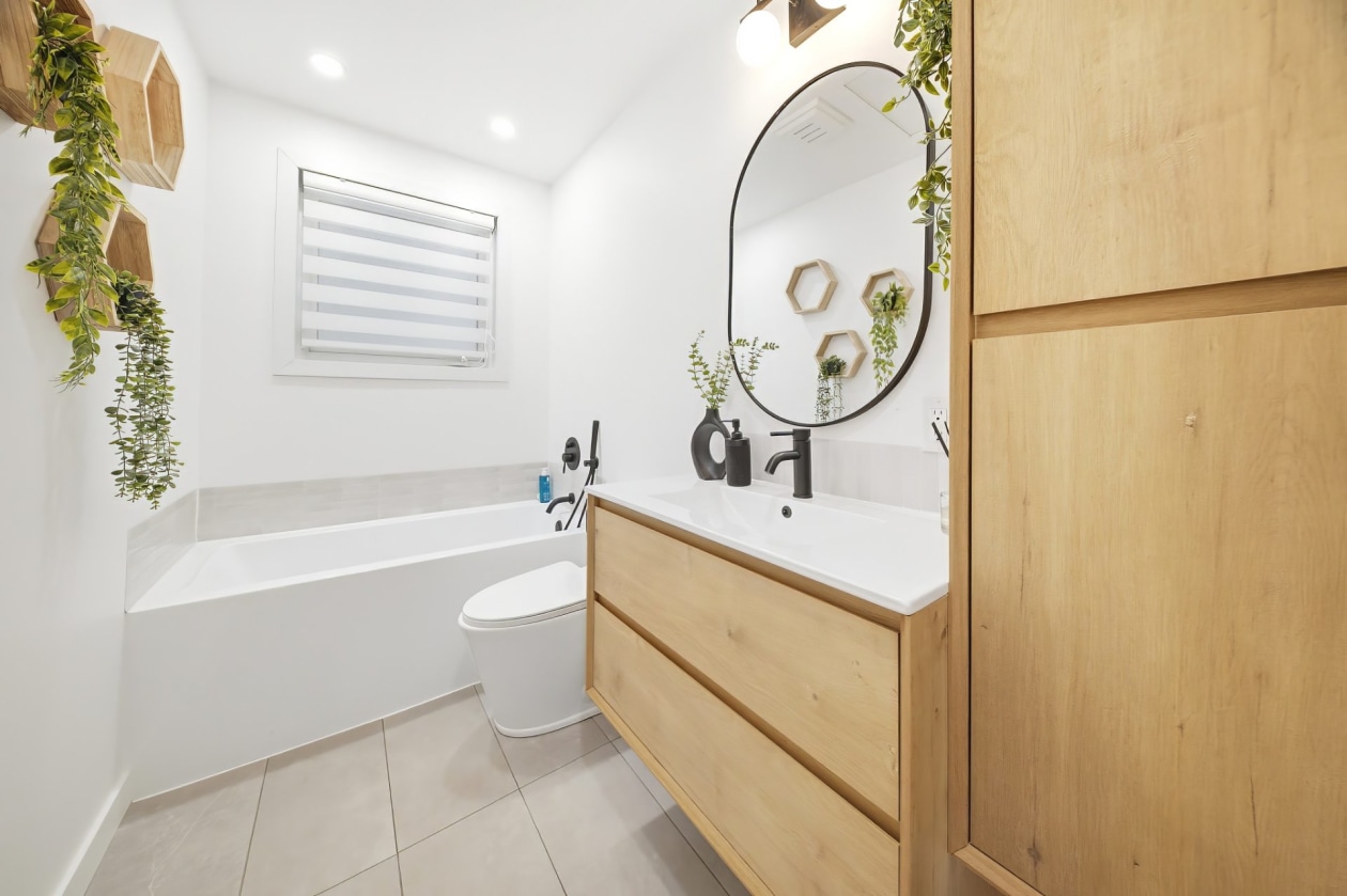 Salle de bains — 3965, Rue Picasso, Saguenay (Jonquière), G7Z1J6, Saguenay (Jonquière)