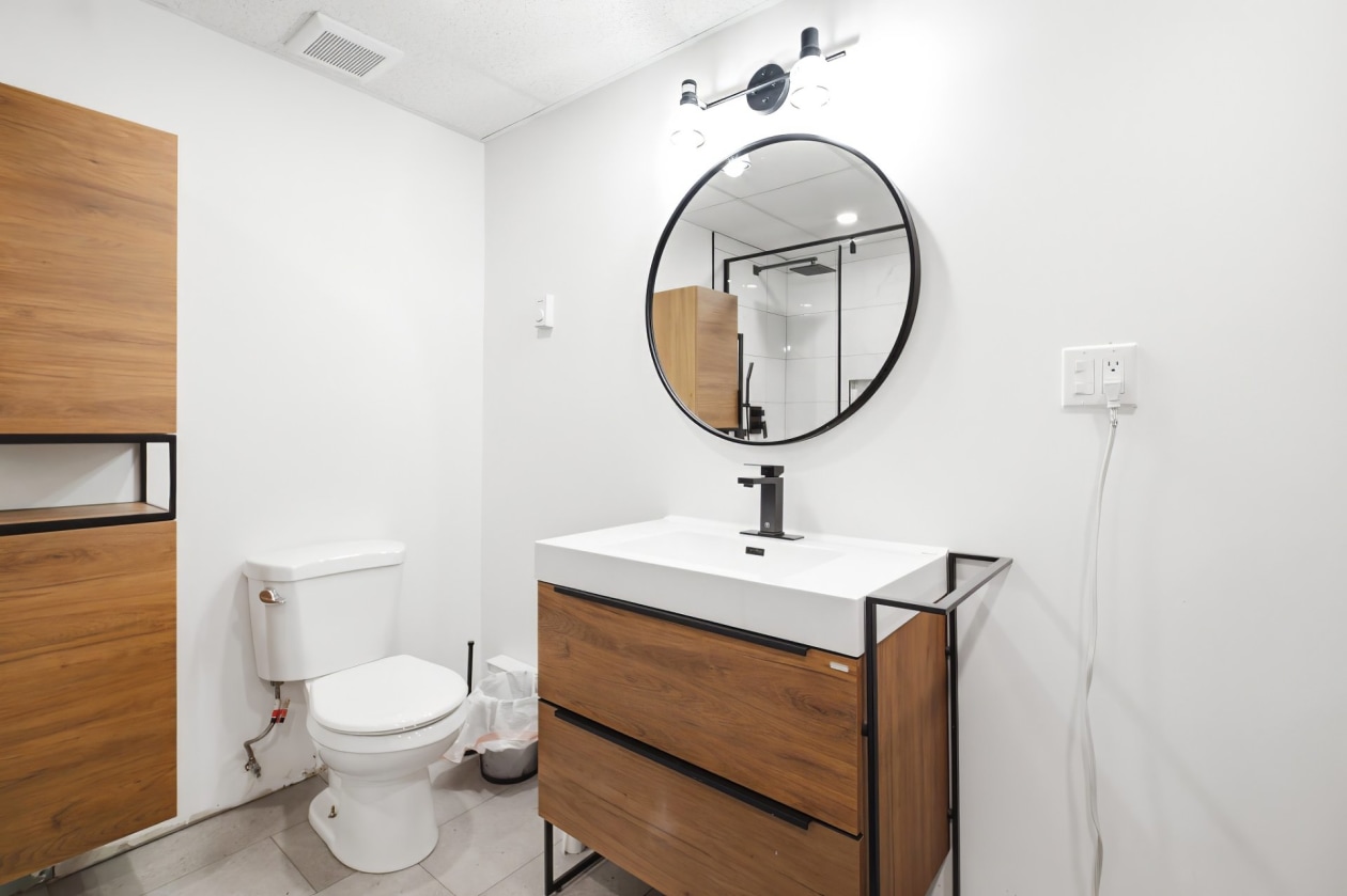 Salle de bains — 3965, Rue Picasso, Saguenay (Jonquière), G7Z1J6, Saguenay (Jonquière)