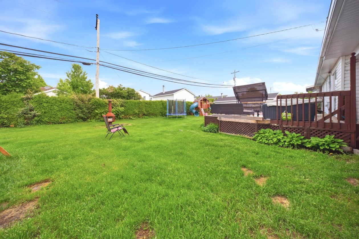 Cour — 3965, Rue Picasso, Saguenay (Jonquière), G7Z1J6, Saguenay (Jonquière)
