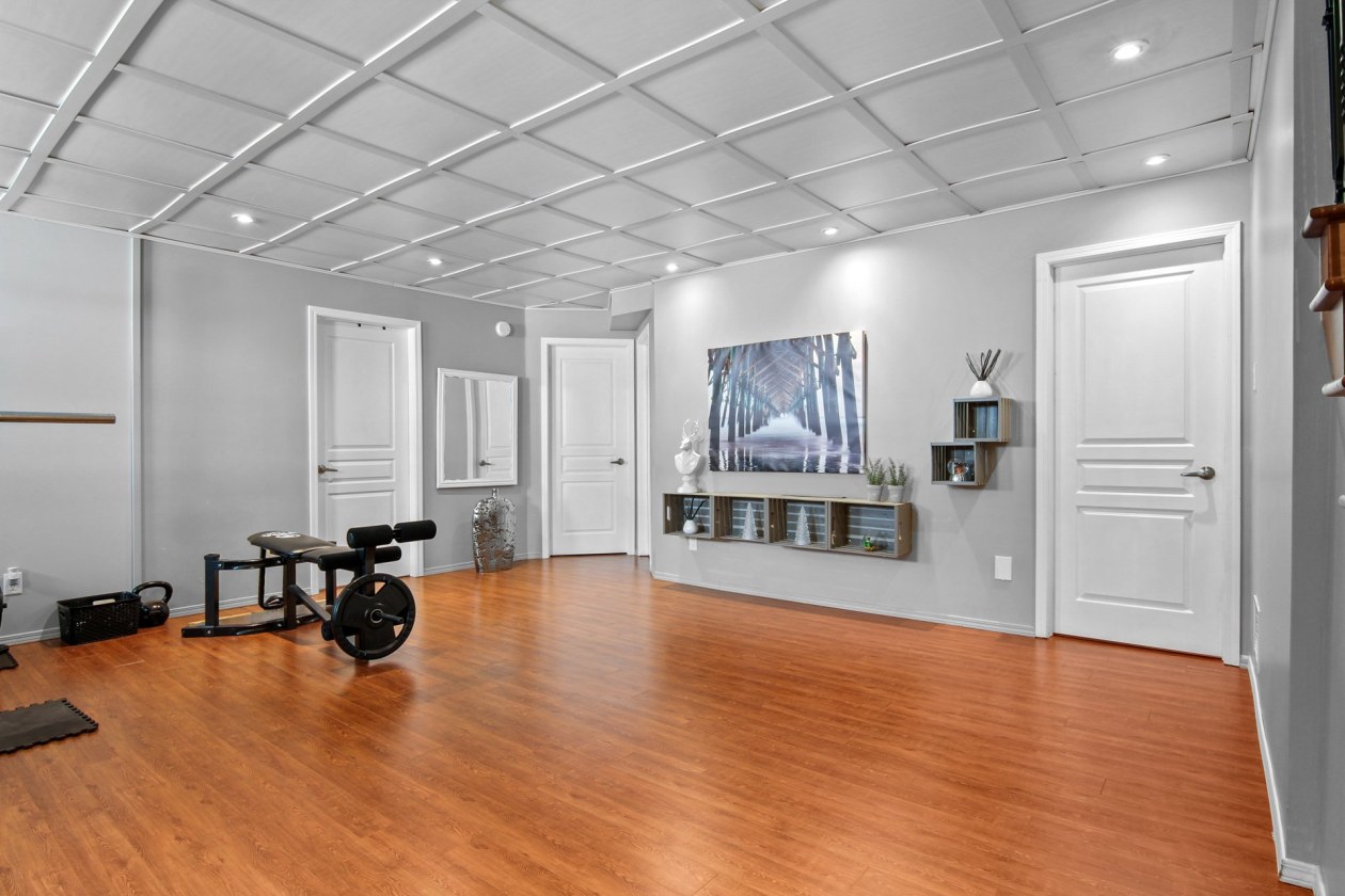 Salle familiale — 967, Rue des Carcajous, Saguenay (Chicoutimi), G7J0A9, Saguenay (Chicoutimi)