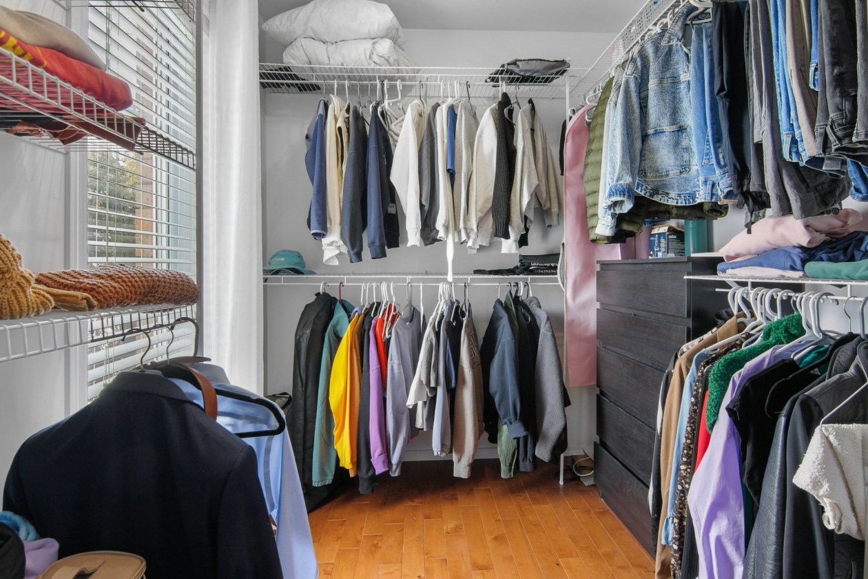 Penderie — 967, Rue des Carcajous, Saguenay (Chicoutimi), G7J0A9, Saguenay (Chicoutimi)
