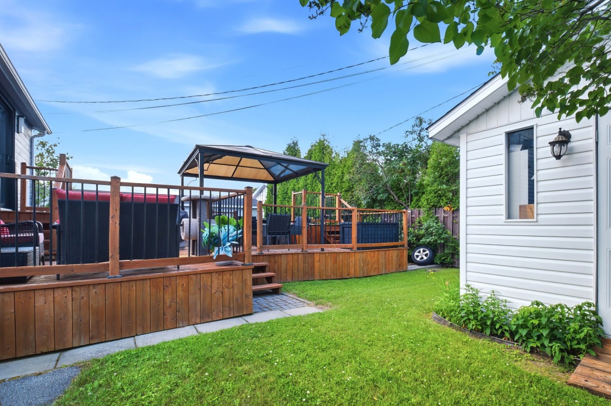 Cour — 430 - 432, Rue Cabot, Saguenay (Chicoutimi), G7G1E1, Saguenay (Chicoutimi)