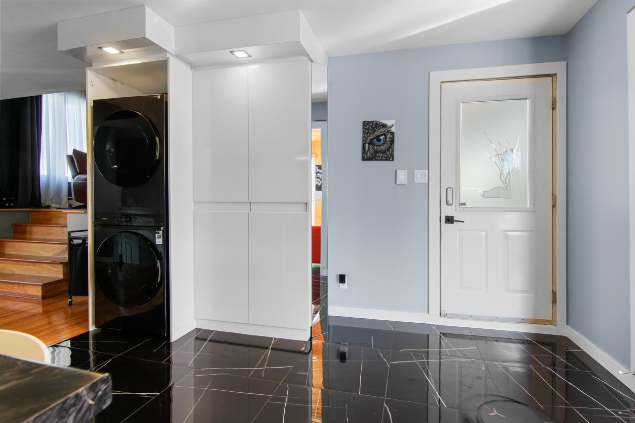 Hall d'entrée — 953 - 955, Rue Thérèse-Casgrain, Saguenay (Chicoutimi), G1R4L6, Saguenay (Chicoutimi)