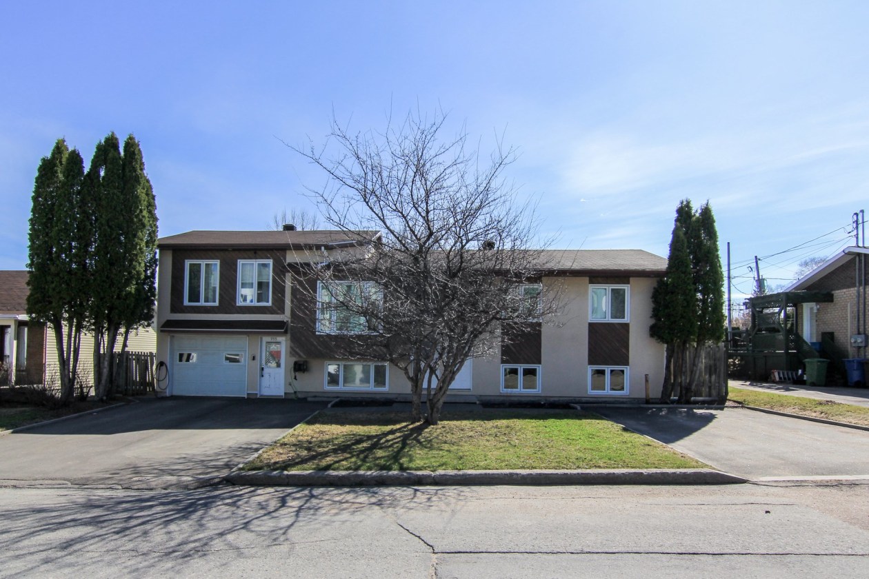 Façade — 953 - 955, Rue Thérèse-Casgrain, Saguenay (Chicoutimi), G1R4L6, Saguenay (Chicoutimi)