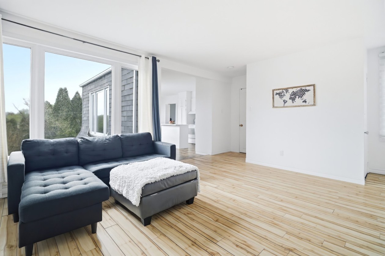 Logement — 3745 - 3747, Ch. St-Louis, Saguenay (La Baie), G7B0C6, Saguenay (La Baie)