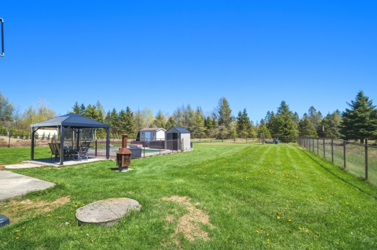 Cour — 570, Route Madoc, Saguenay (Canton Tremblay), G7G0B6, Saguenay (Canton Tremblay)
