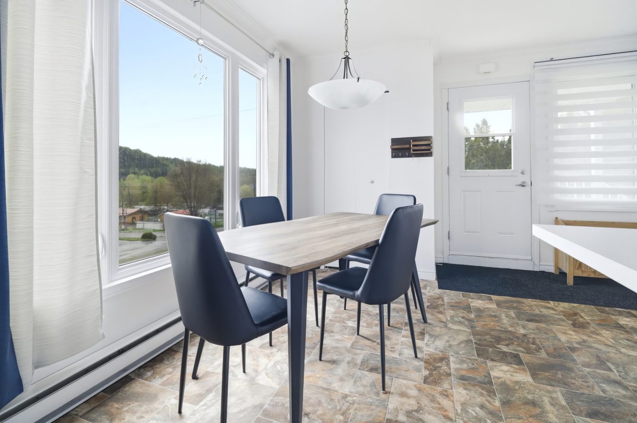 Logement — 3745 - 3747, Ch. St-Louis, Saguenay (La Baie), G7B0C6, Saguenay (La Baie)
