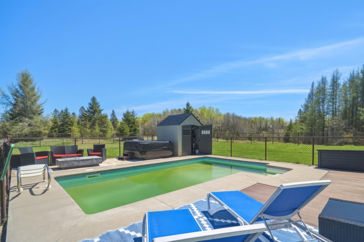 Piscine — 570, Route Madoc, Saguenay (Canton Tremblay), G7G0B6, Saguenay (Canton Tremblay)