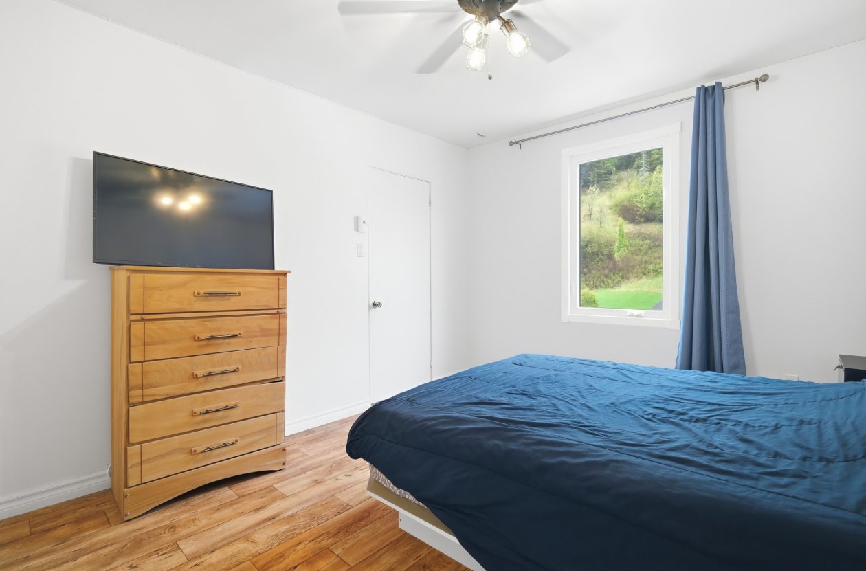 Logement — 3745 - 3747, Ch. St-Louis, Saguenay (La Baie), G7B0C6, Saguenay (La Baie)