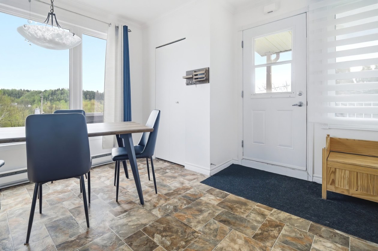 Logement — 3745 - 3747, Ch. St-Louis, Saguenay (La Baie), G7B0C6, Saguenay (La Baie)