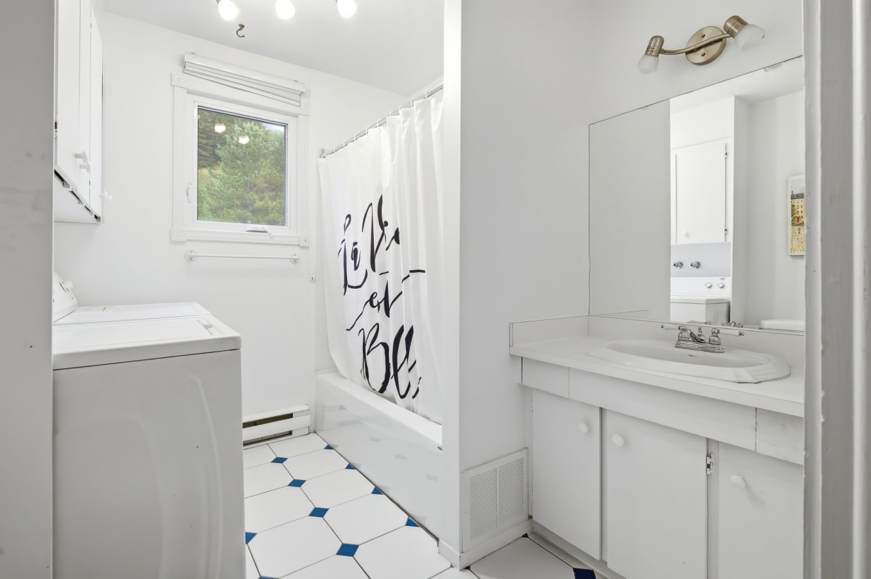 Logement — 3745 - 3747, Ch. St-Louis, Saguenay (La Baie), G7B0C6, Saguenay (La Baie)