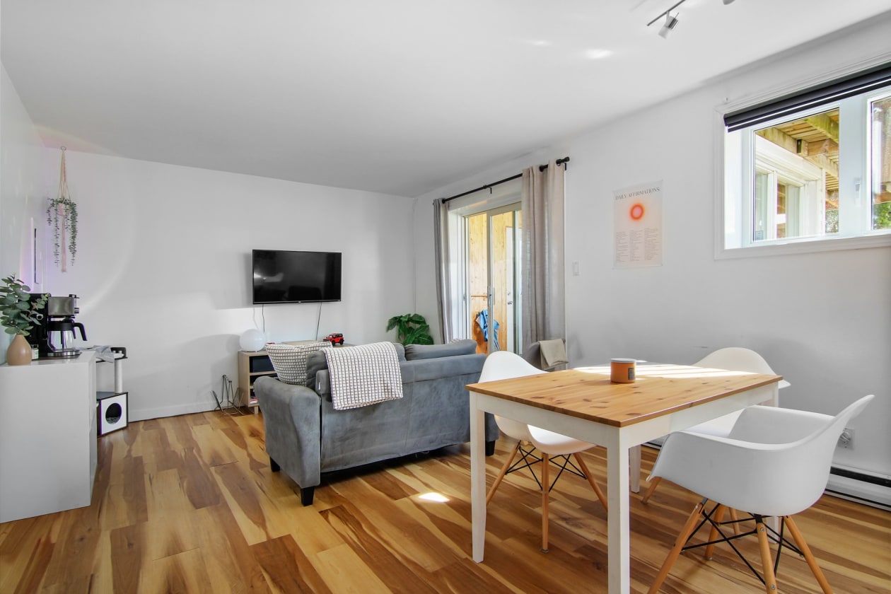 Logement — 953 - 955, Rue Thérèse-Casgrain, Saguenay (Chicoutimi), G1R4L6, Saguenay (Chicoutimi)