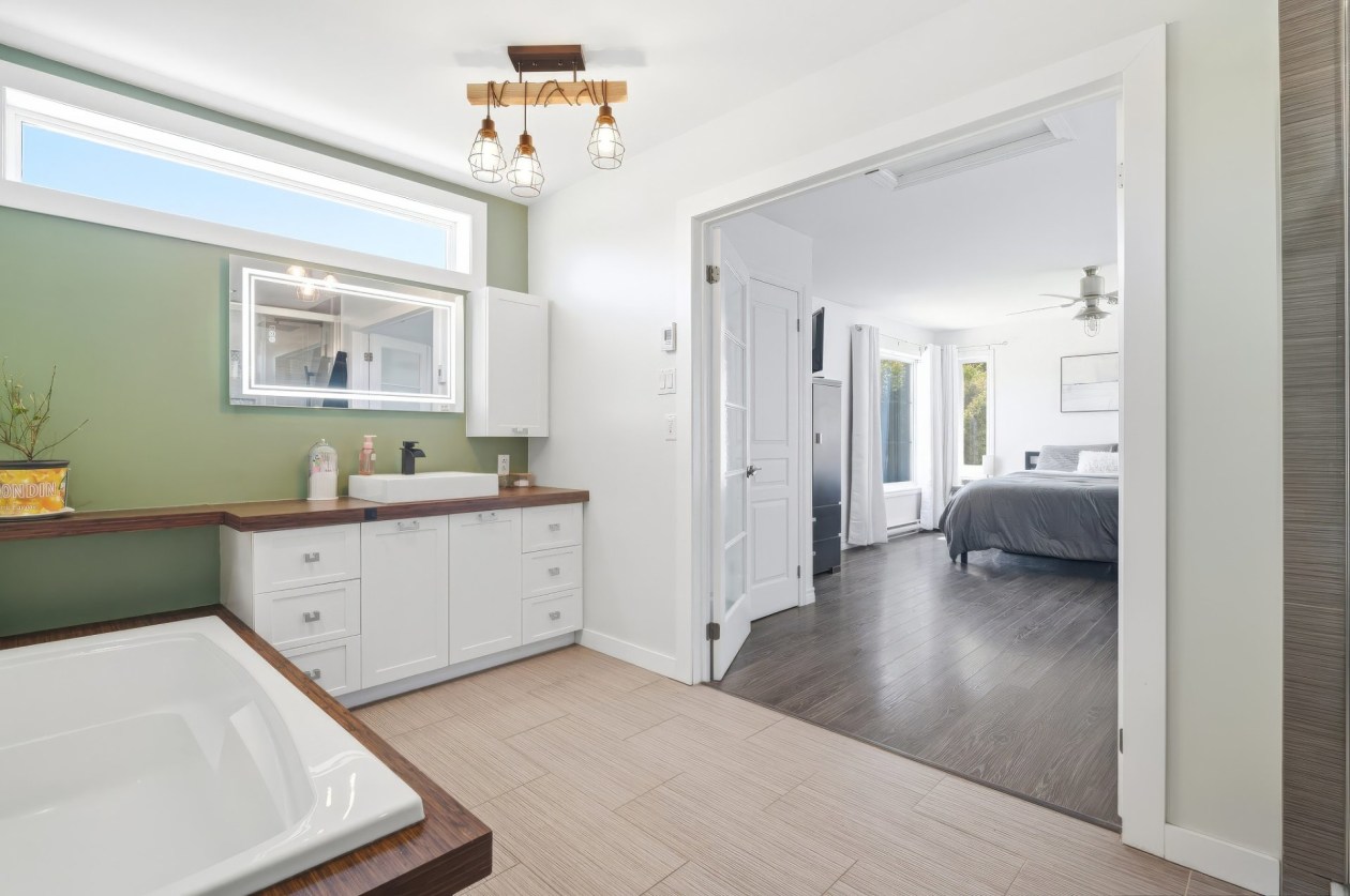 Salle de bains — 570, Route Madoc, Saguenay (Canton Tremblay), G7G0B6, Saguenay (Canton Tremblay)