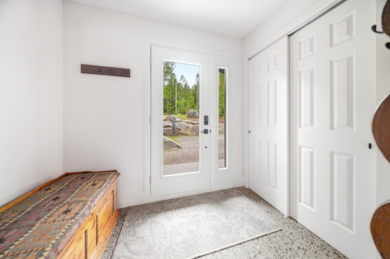 Hall d'entrée — 1999, Ch. des Villas, Saguenay (Chicoutimi), G7H5A7, Saguenay (Chicoutimi)