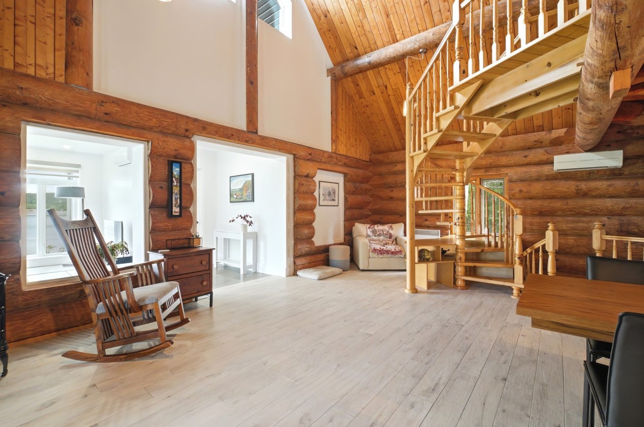 Salle à manger — 1999, Ch. des Villas, Saguenay (Chicoutimi), G7H5A7, Saguenay (Chicoutimi)