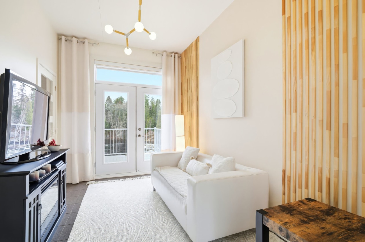 Boudoir — 3360, Rue St-Dominique, Saguenay (Jonquière), G8A2M3, Saguenay (Jonquière)