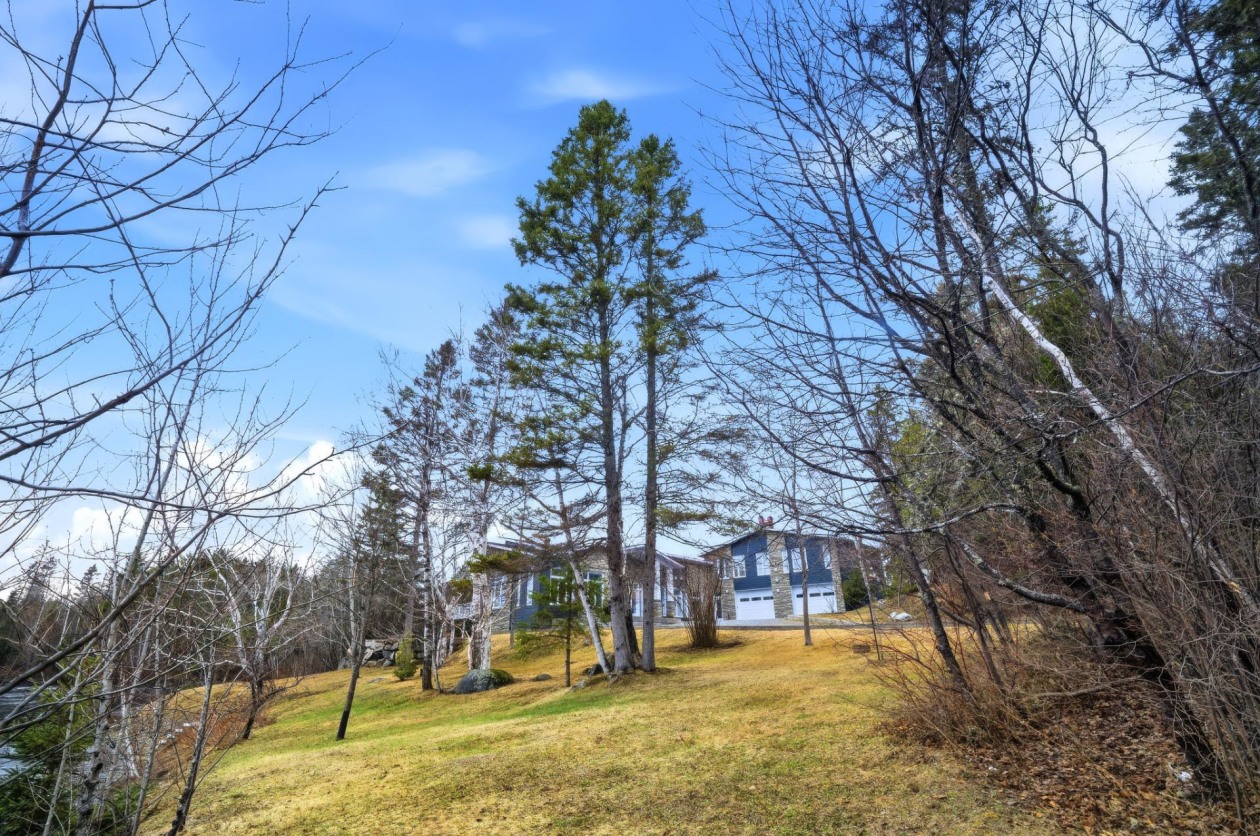 Extérieur — 3360, Rue St-Dominique, Saguenay (Jonquière), G8A2M3, Saguenay (Jonquière)