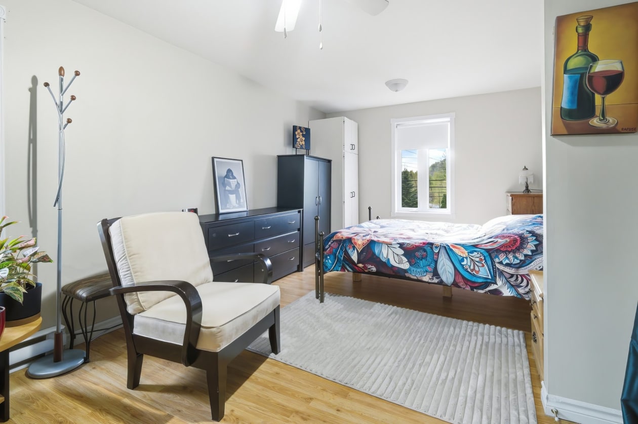 Chambre à coucher principale — 3745 - 3747, Ch. St-Louis, Saguenay (La Baie), G7B0C6, Saguenay (La Baie)
