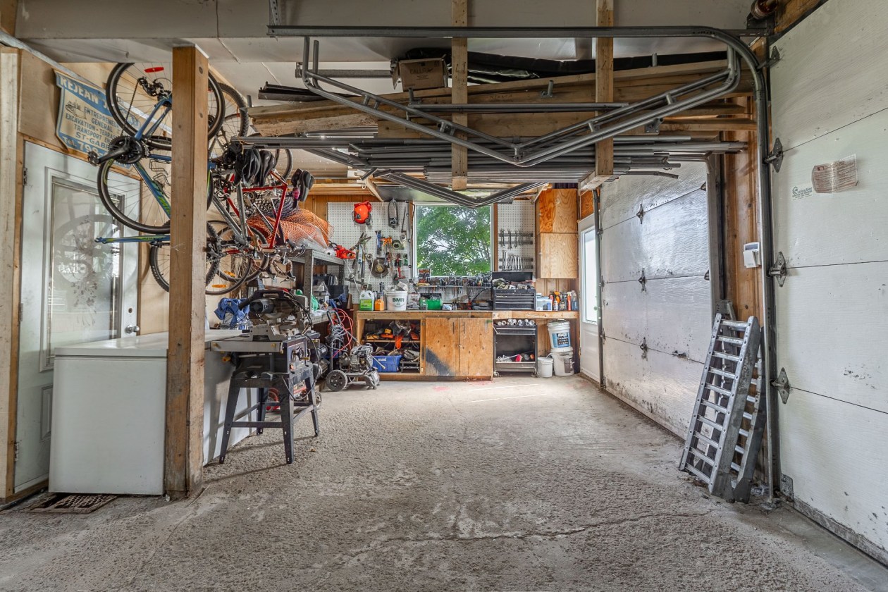 Garage — 24, Rue des Cèdres, Saint-Gabriel-de-Rimouski, G0K1M0, Saint-Gabriel-de-Rimouski